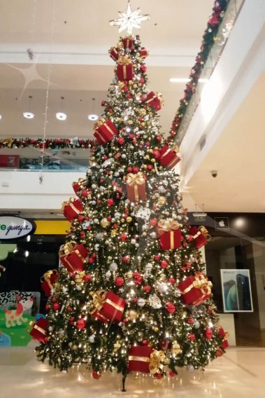 decoración e iluminación árbol de navidad centros comerciales Bogotá - Medellín