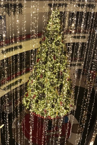 decoración e iluminación árbol de navidad centros comerciales Bogotá - Medellín