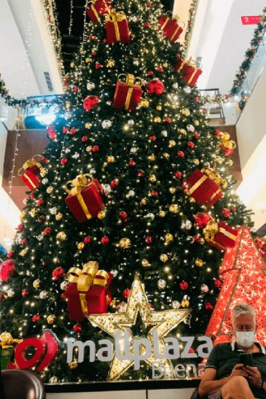 decoración e iluminación árbol de navidad centros comerciales Bogotá - Medellín