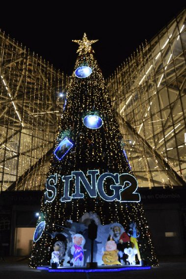 decoración e iluminación árbol de navidad centros comerciales Bogotá - Medellín - La Meca Concept